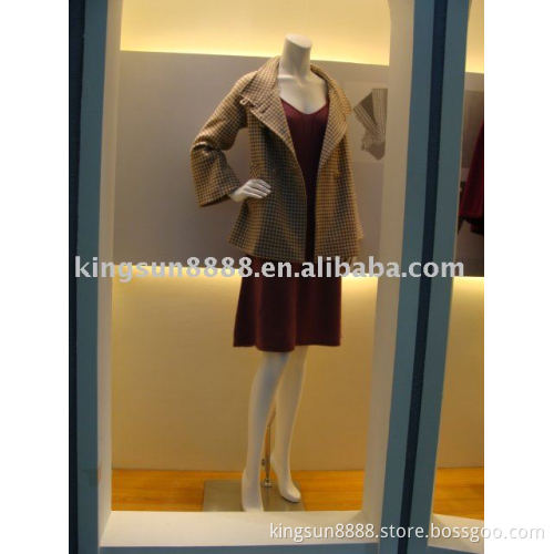 fashion female mannequin